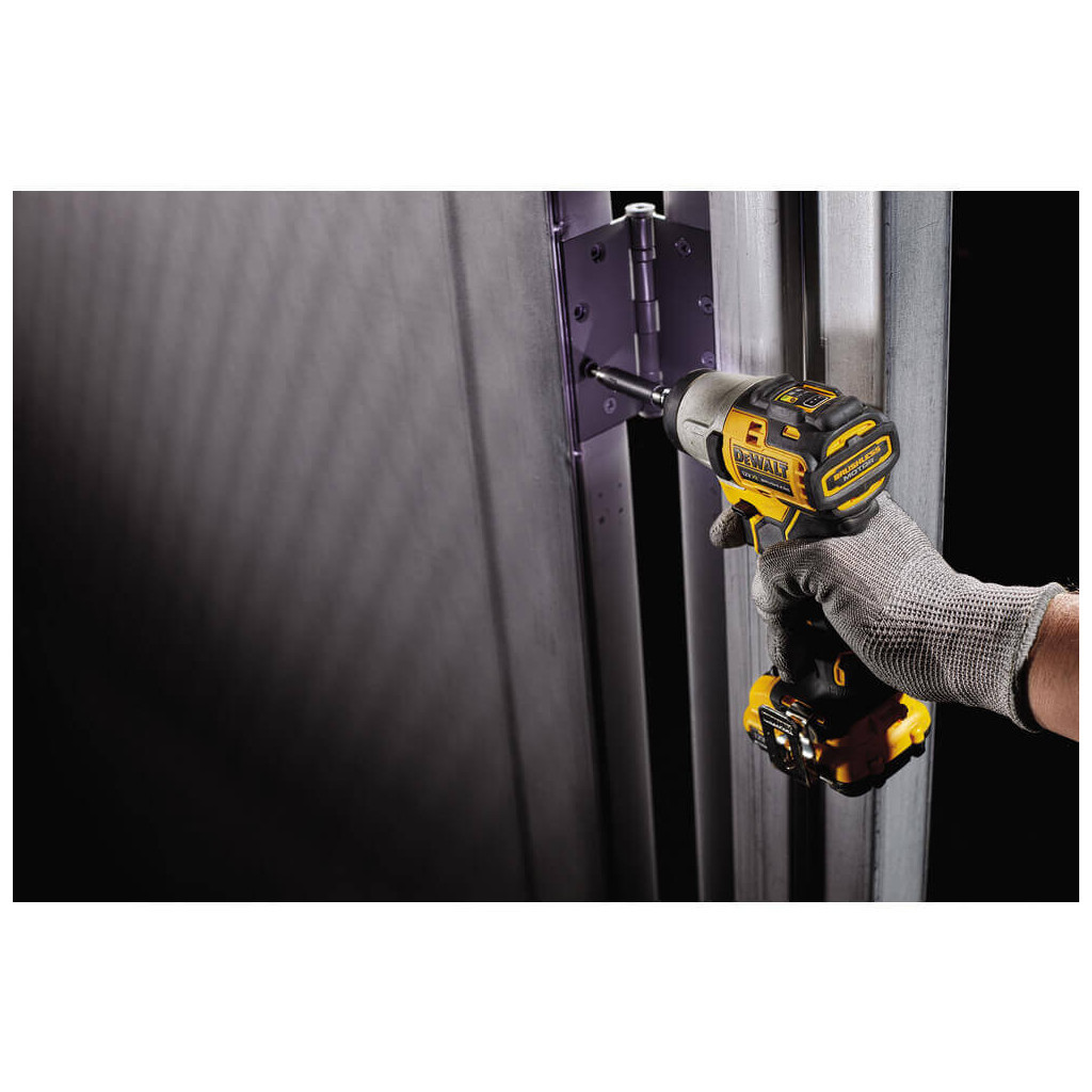 Шуруповерт DeWALT 12V XR Li-Ion, 163 Нм, 2850 об/мин (без АКБ и ЗУ) (DCF801N) - зображення 4