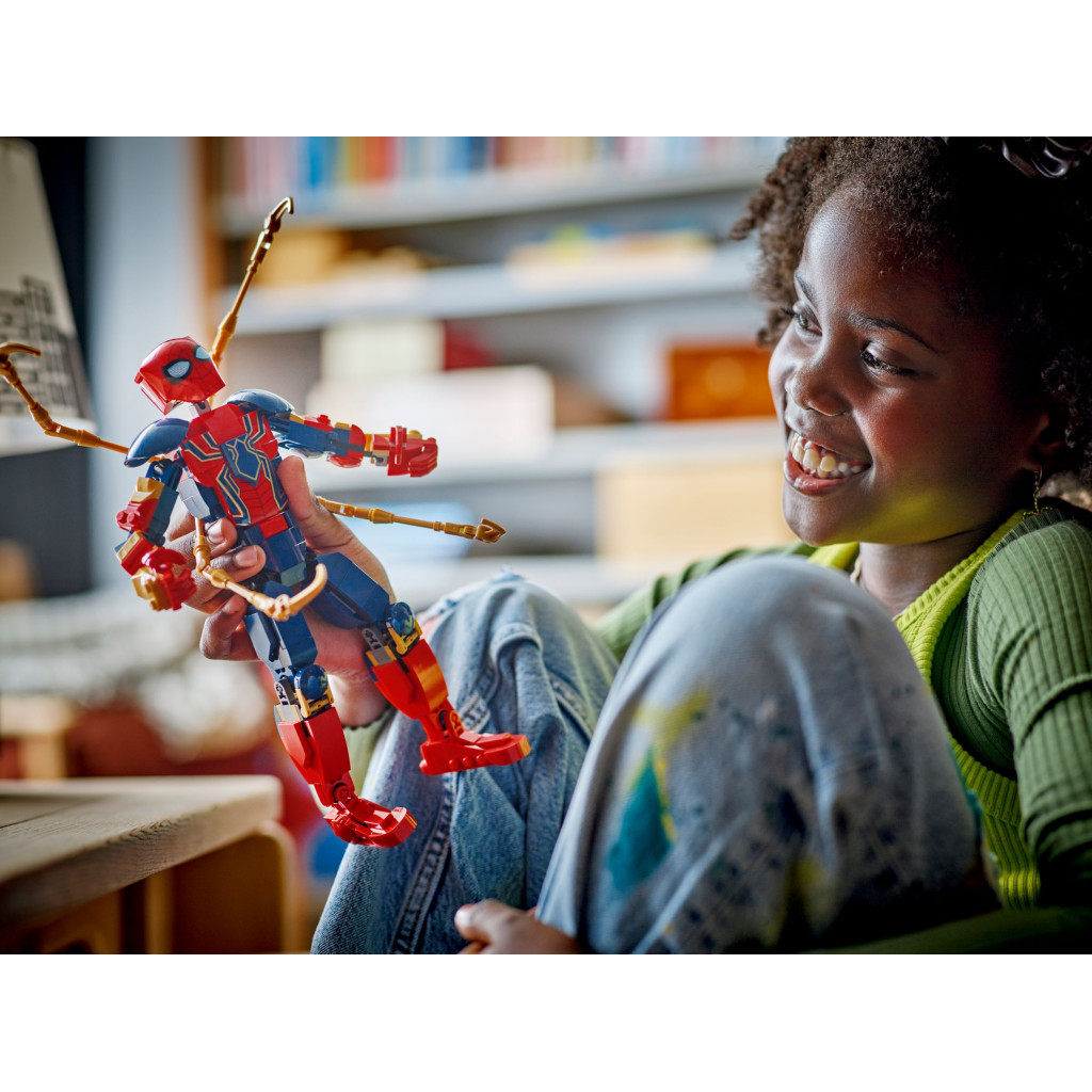 Конструктор LEGO Marvel Фігурка Залізної Людини-Павука для складання 303 деталі (76298) - зображення 6