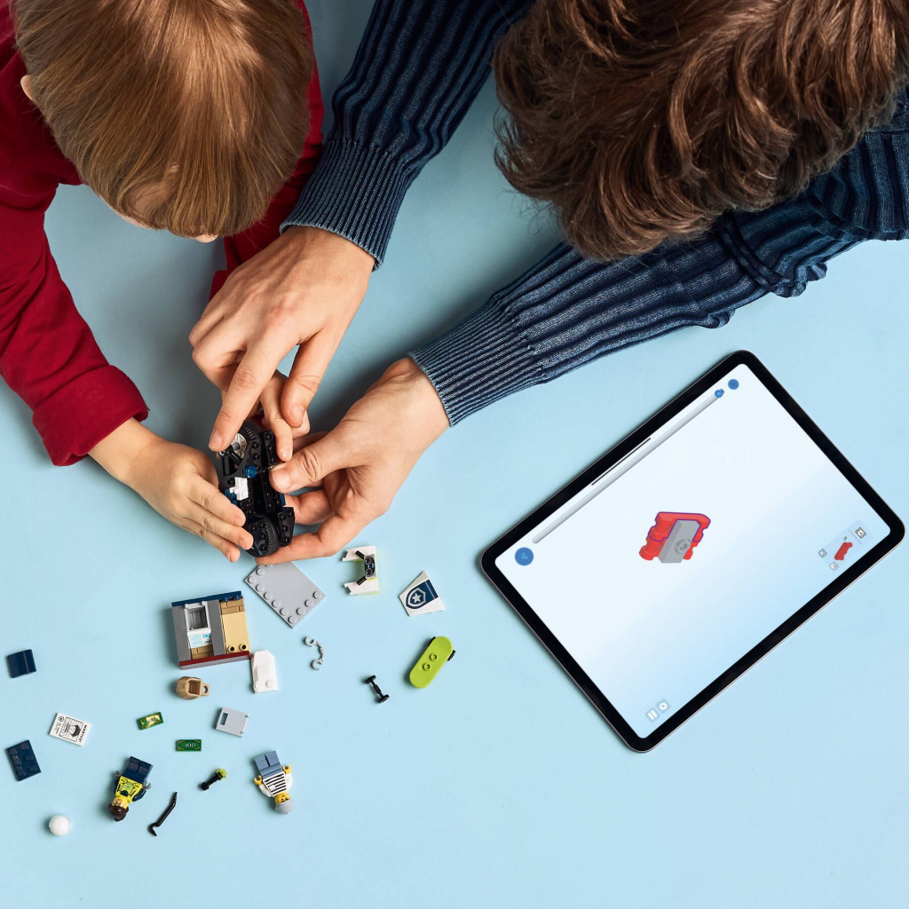 Конструктор LEGO City Переслідування на поліцейському мотоциклі (60455) - зображення 8