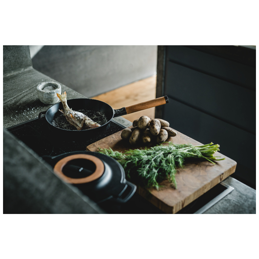 Сковорода Fiskars Norden чавунна 26 см (1026569) - зображення 8