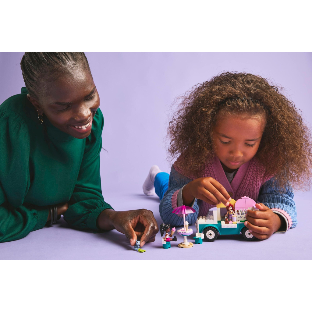 Конструктор LEGO Friends Хартлейк-Сіті. Фургон із морозивом (42644) - зображення 7