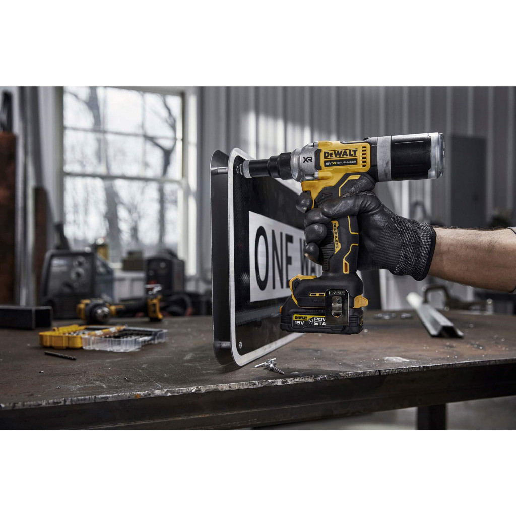Заклепувальник DeWALT 18 В XR Li-Ion, 20 kN, d.закл.=4.8-6.4 мм (без АКБ та ЗП) (DCF414NT) - изображение 8