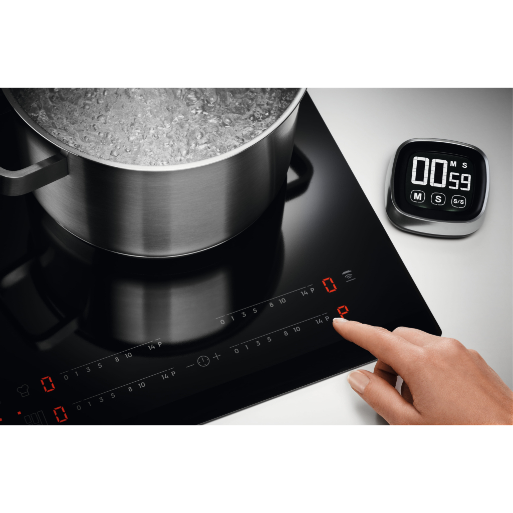 Варочна поверхня Electrolux EIS62453 - зображення 6