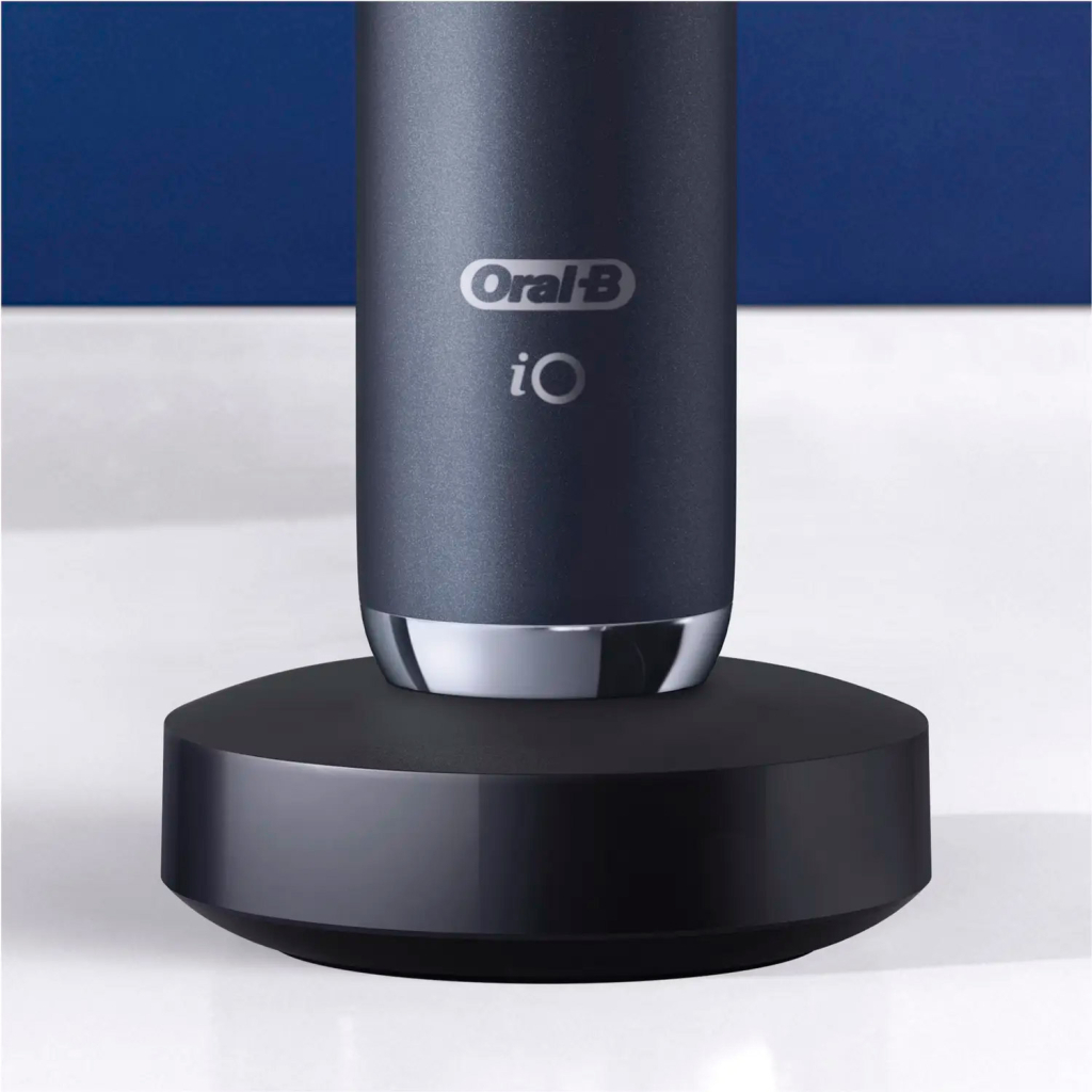 Електрична зубна щітка Oral-B IOM9.1B2.2AD Black Onyx - зображення 4