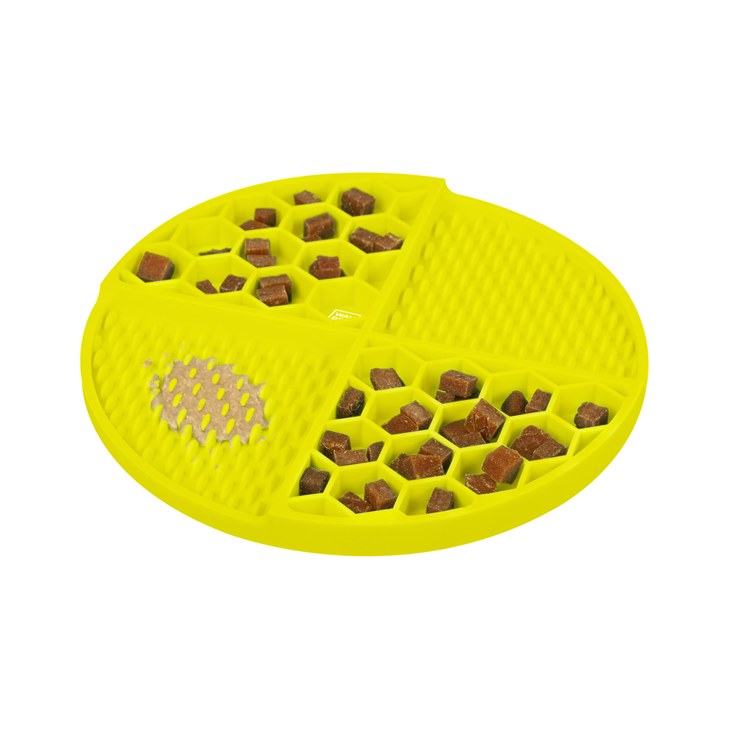 Універсальний посуд для тварин WAUDOG Silicone Килимок для злизування 21х21х3 см жовтий (23508) - изображение 4