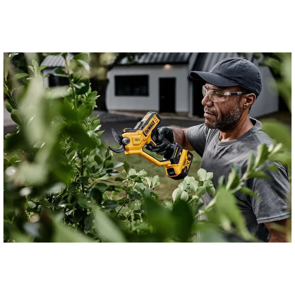 Секатор DeWALT ножиці садові акумуляторні, 18В XR Li-lon 5Ah (DCMPP568P1) - изображение 6