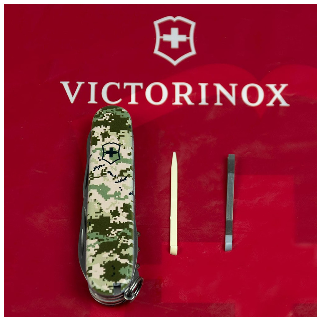 Ніж Victorinox Climber Army Піксель (1.3703.3_W3940p) - зображення 6