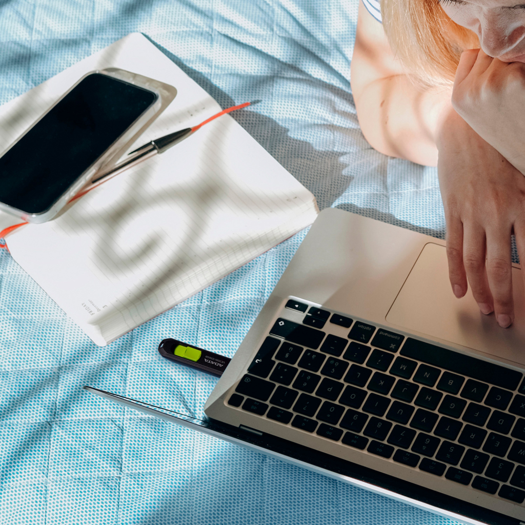 USB флеш накопичувач ADATA 32GB UC300 Black/Green Type-C USB 3.2 (ACHO-UC300-32G-RBK/GN) - зображення 5