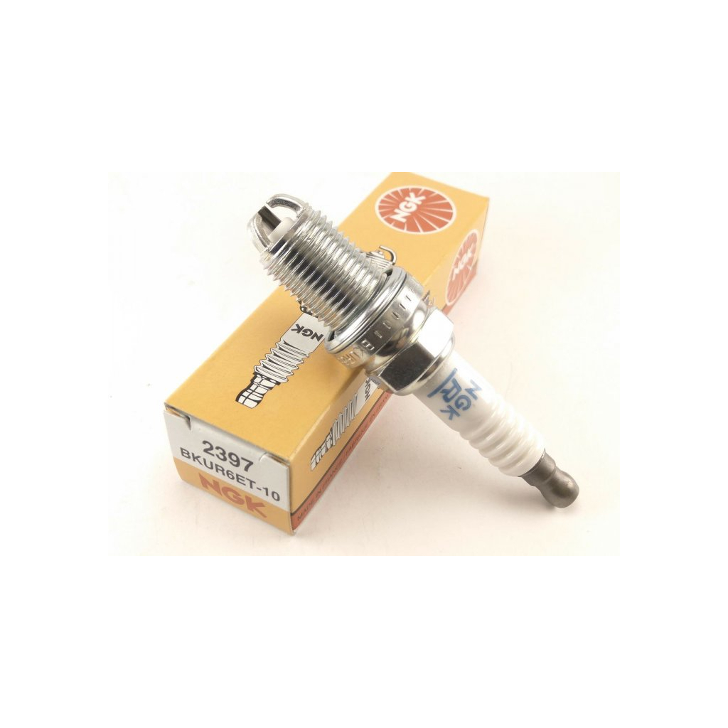 Свічка запалювання NGK 2397 BKUR6ET-10 - зображення 1
