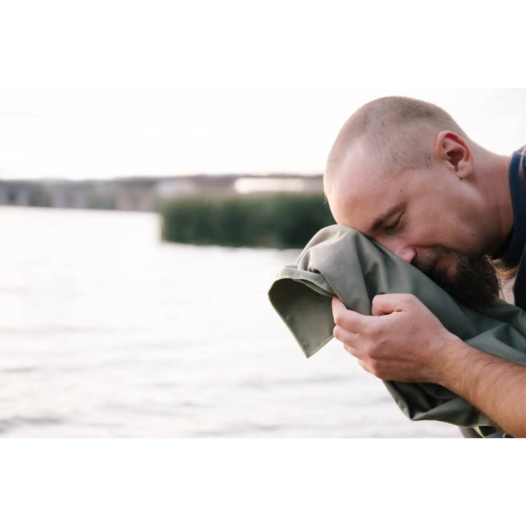 Рушник Tramp з мікрофібри в чохлі Pocket Towel 50х100 M Navy (UTRA-161-M-navy) - зображення 12