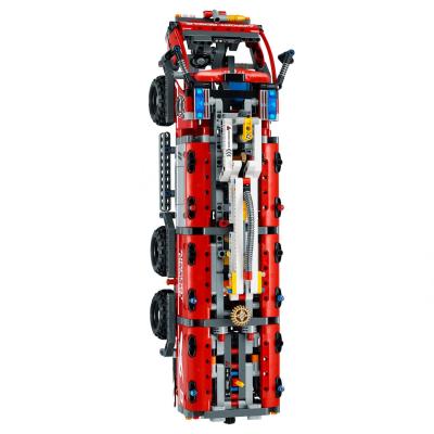 Конструктор LEGO Technic Автомобіль рятувальної служби (42068) - зображення 8