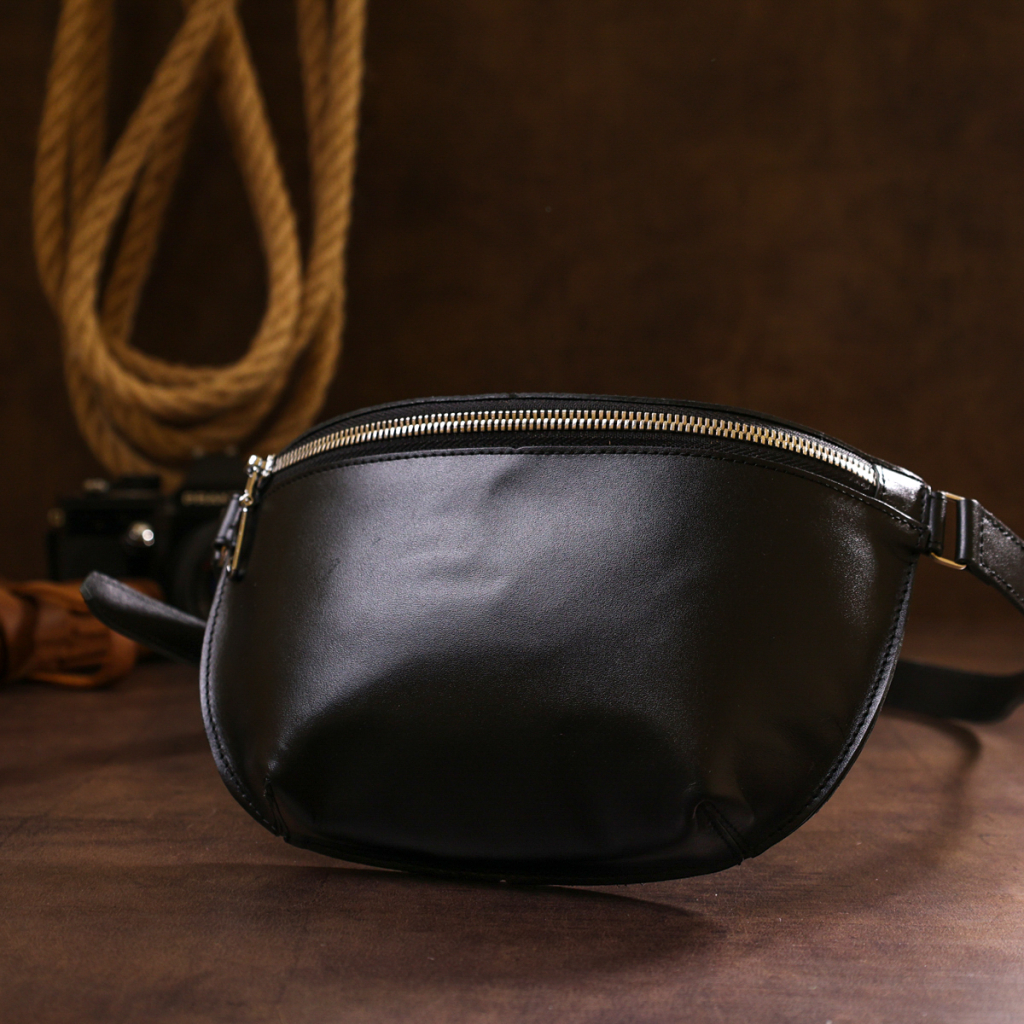 Сумка Shvigel Шкіряна бананка Чорна (16383) - зображення 8