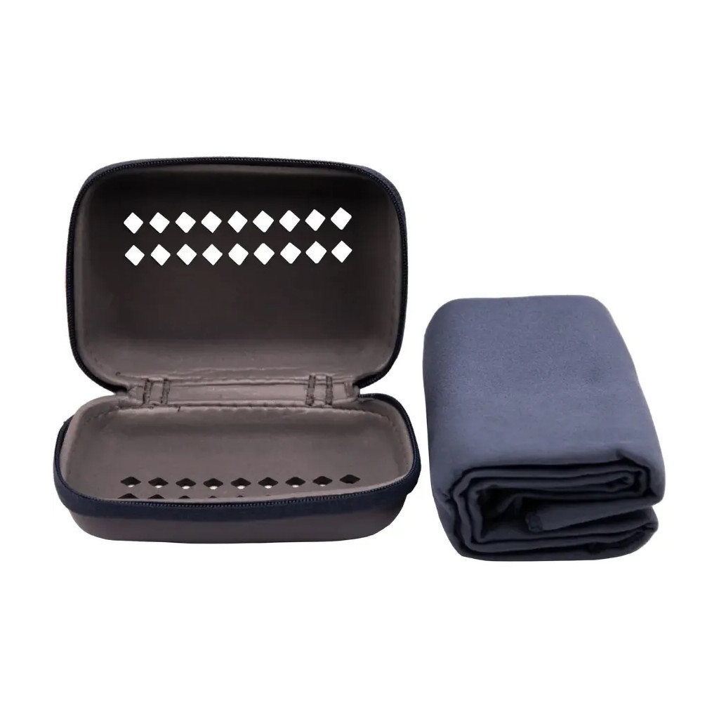 Рушник Tramp з мікрофібри в чохлі Pocket Towel 50х100 M Navy (UTRA-161-M-navy) - зображення 1