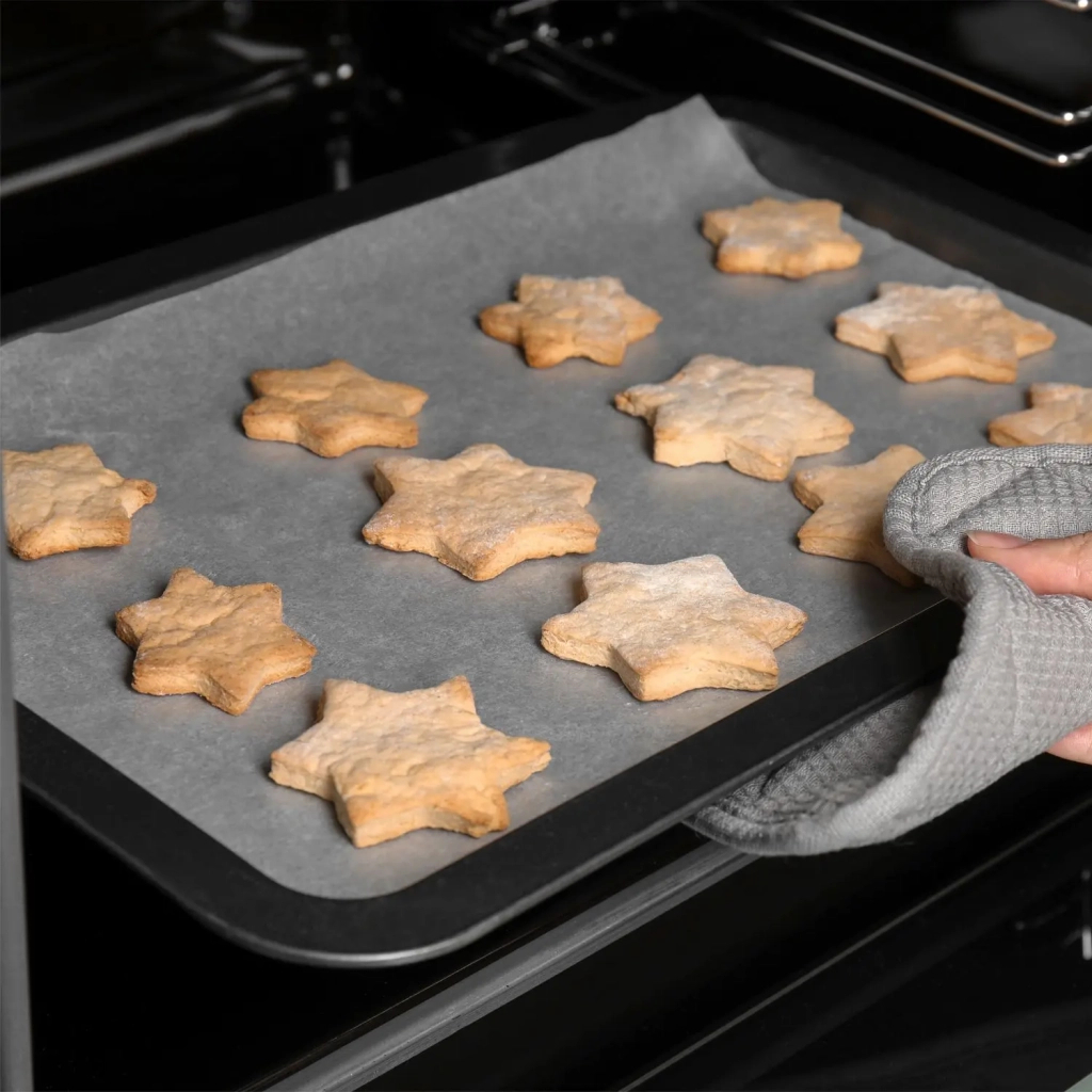 Папір для випічки пергаментний Chisto Professional XXL Листовий Силіконізований 38 х 42 см 15 шт. (4823098414377) - зображення 3