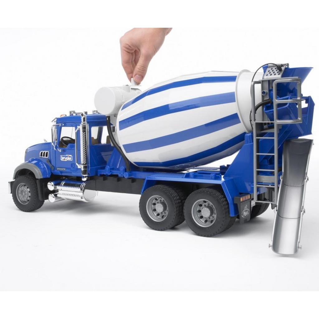 Спецтехніка Bruder бетоновіз Bruder Mack Granite М1:16 Сині (02814) - зображення 4