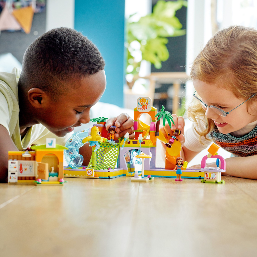 Конструктор LEGO Friends Аквапарк 373 деталі (41720) - зображення 3