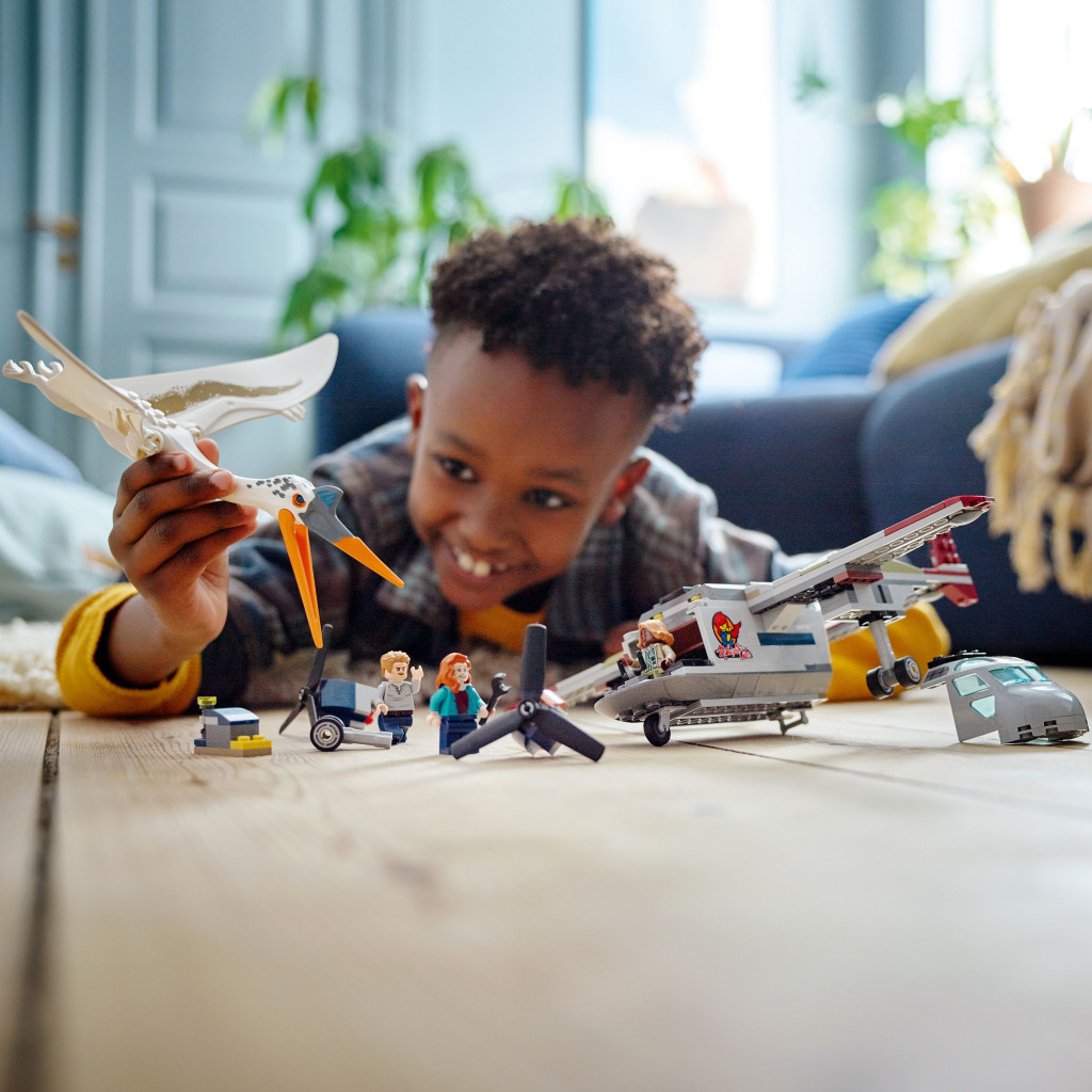 Конструктор LEGO Jurassic World Напад кетцалькоатля на літак 306 деталей (76947) - зображення 3