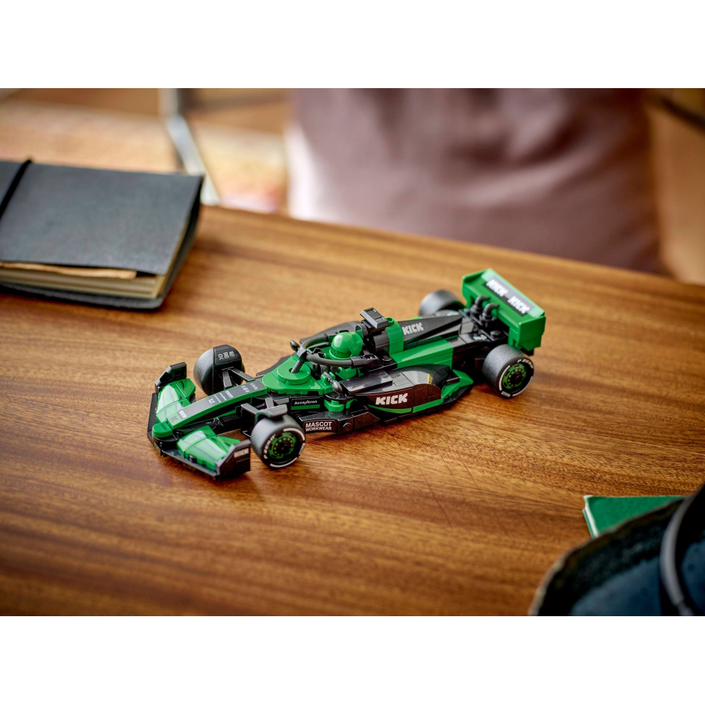 Конструктор LEGO Speed Champions Автомобіль для перегонів KICK Sauber F1 Team C44 (77247) - зображення 10