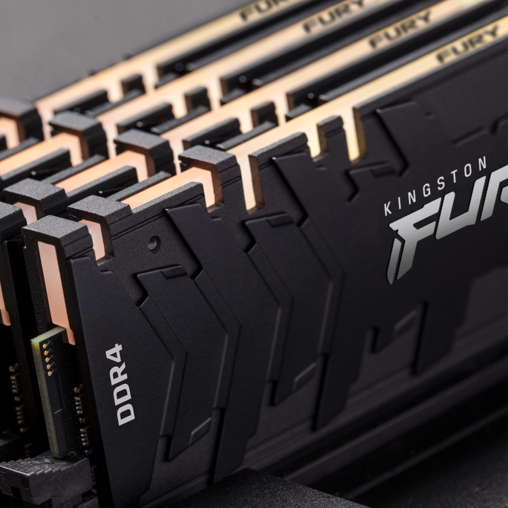 Модуль пам'яті для комп'ютера DDR4 8GB 3000 MHz Fury Renegade RGB Kingston Fury (ex.HyperX) (KF430C15RBA/8) - зображення 6