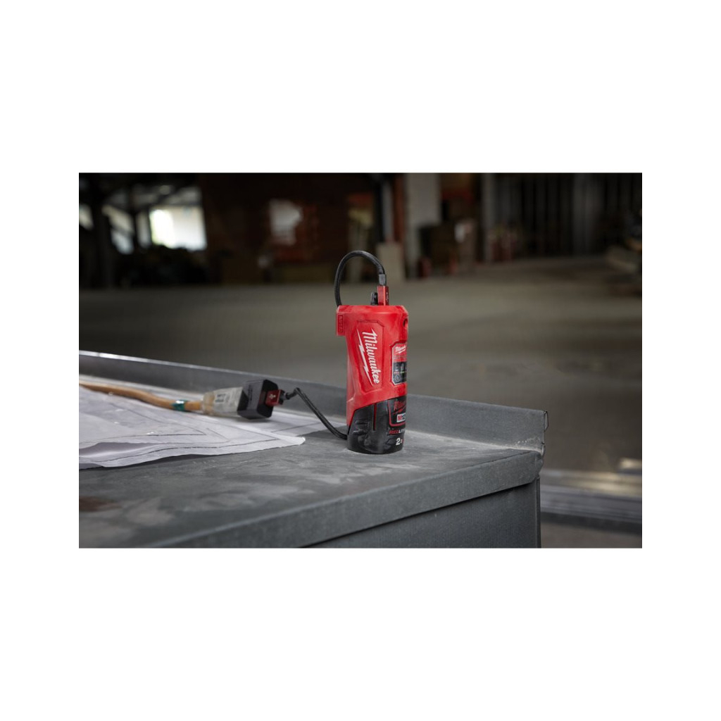 Зарядний пристрій для акумуляторів інструменту Milwaukee компактний M12 TC (4932459450) - зображення 5