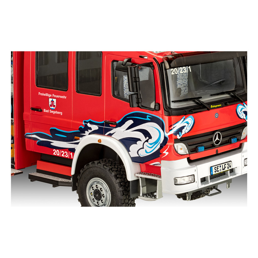 Збірна модель Revell Пожежна машина цистерна TLF 16/25 рівень 5 масштаб 1:24 (RVL-07586) - зображення 3