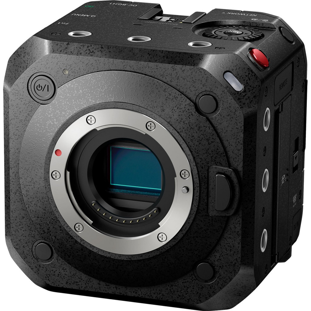 Цифрова відеокамера Panasonic Lumix BGH-1 (DC-BGH1EE) - изображение 1