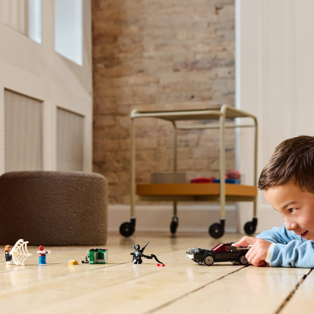 Конструктор LEGO Super Heroes Людина-павук проти маслкара Венома (76309) - зображення 8