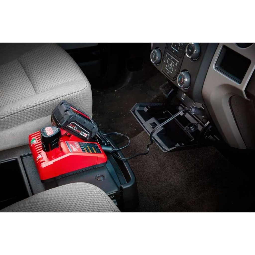 Зарядний пристрій для акумуляторів інструменту Milwaukee M12-18 AC 12В, автомобільний (4932459205) - зображення 4