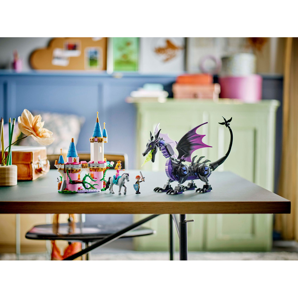 Конструктор LEGO Disney Драконя форма Малефісенти (43240) - зображення 8