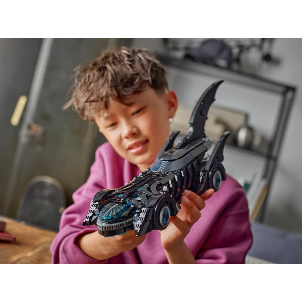 Конструктор LEGO Super Heroes Бетмен назавжди Бетмобіль (76304) - зображення 10