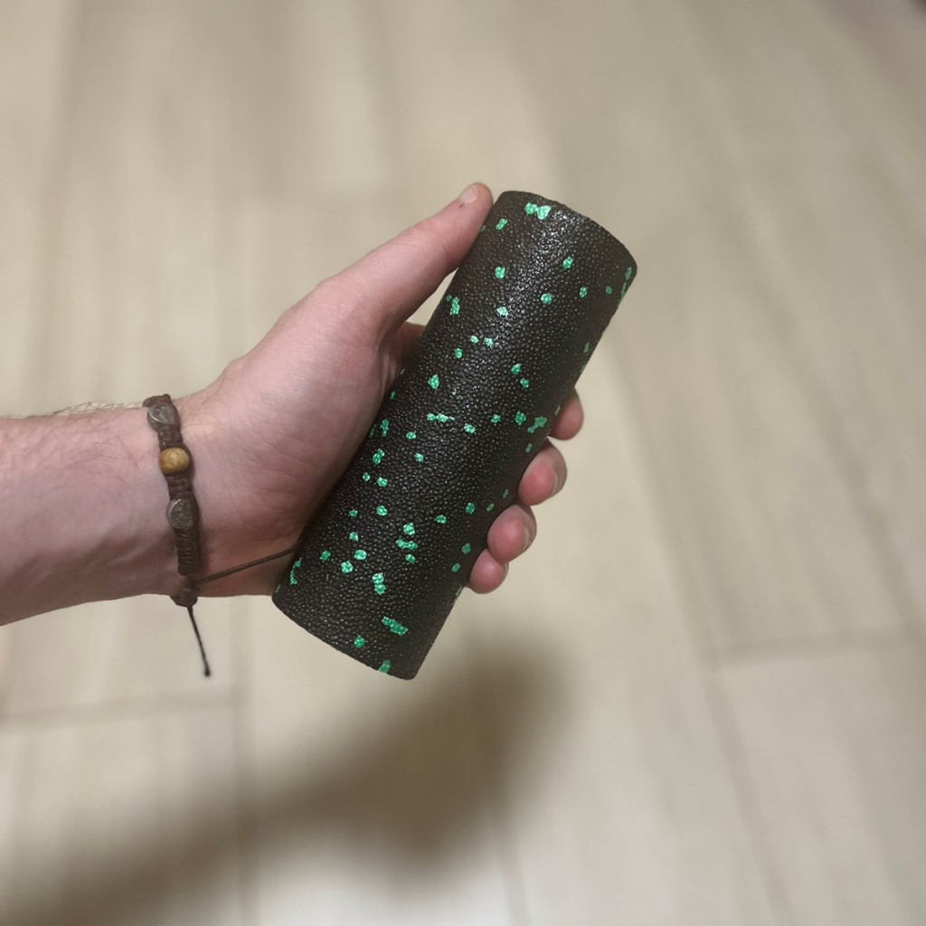 Масажний ролик PowerPlay PP-4346 Mini EPP Foam Roller 15x5,3см Чорно/Зелений (PP_4346_Green_(15*5)) - зображення 5