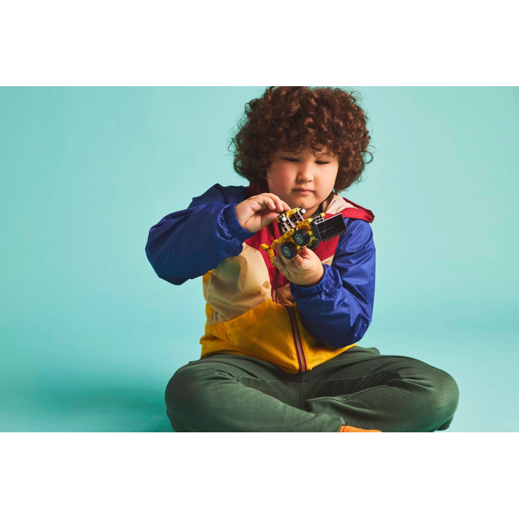 Конструктор LEGO Technic Екскаватор-навантажувач (42197) - зображення 10