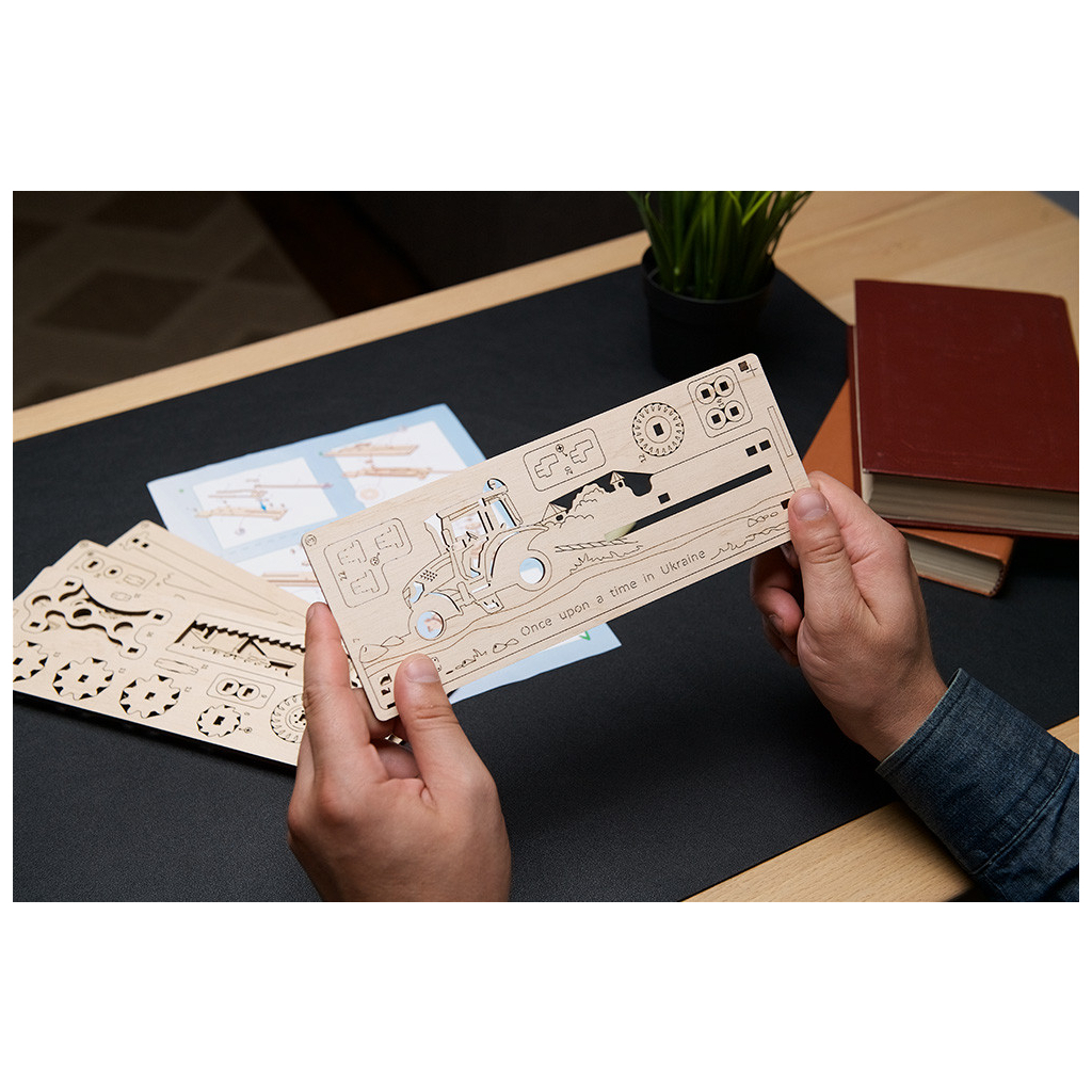 Конструктор Ugears Відважний трактор (6337397) - зображення 5