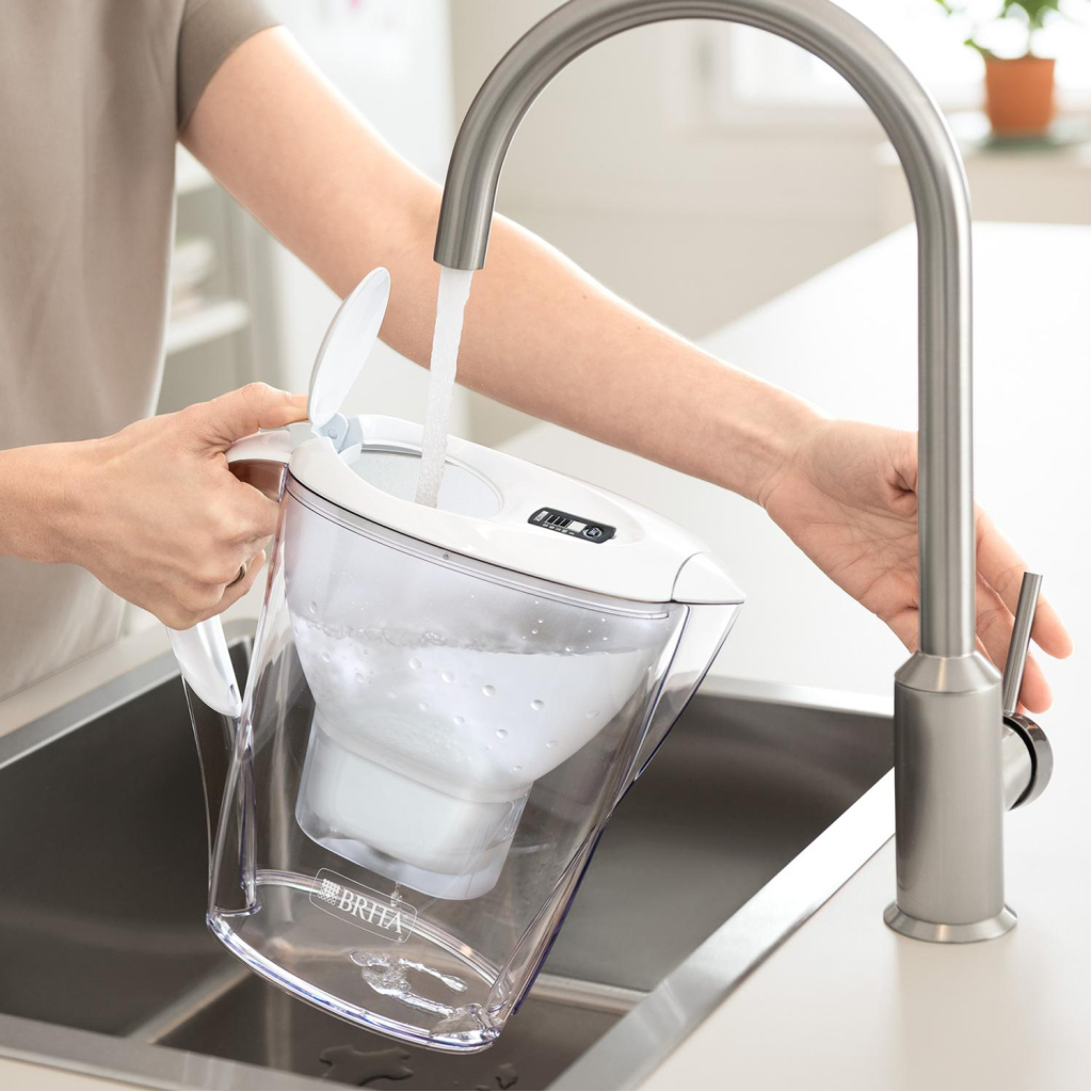 Фільтр-глечик Brita Marella Memo MXPro 2.4л (1.4л води) з фільтр-картриджем 3шт, білий (1052791) - зображення 5