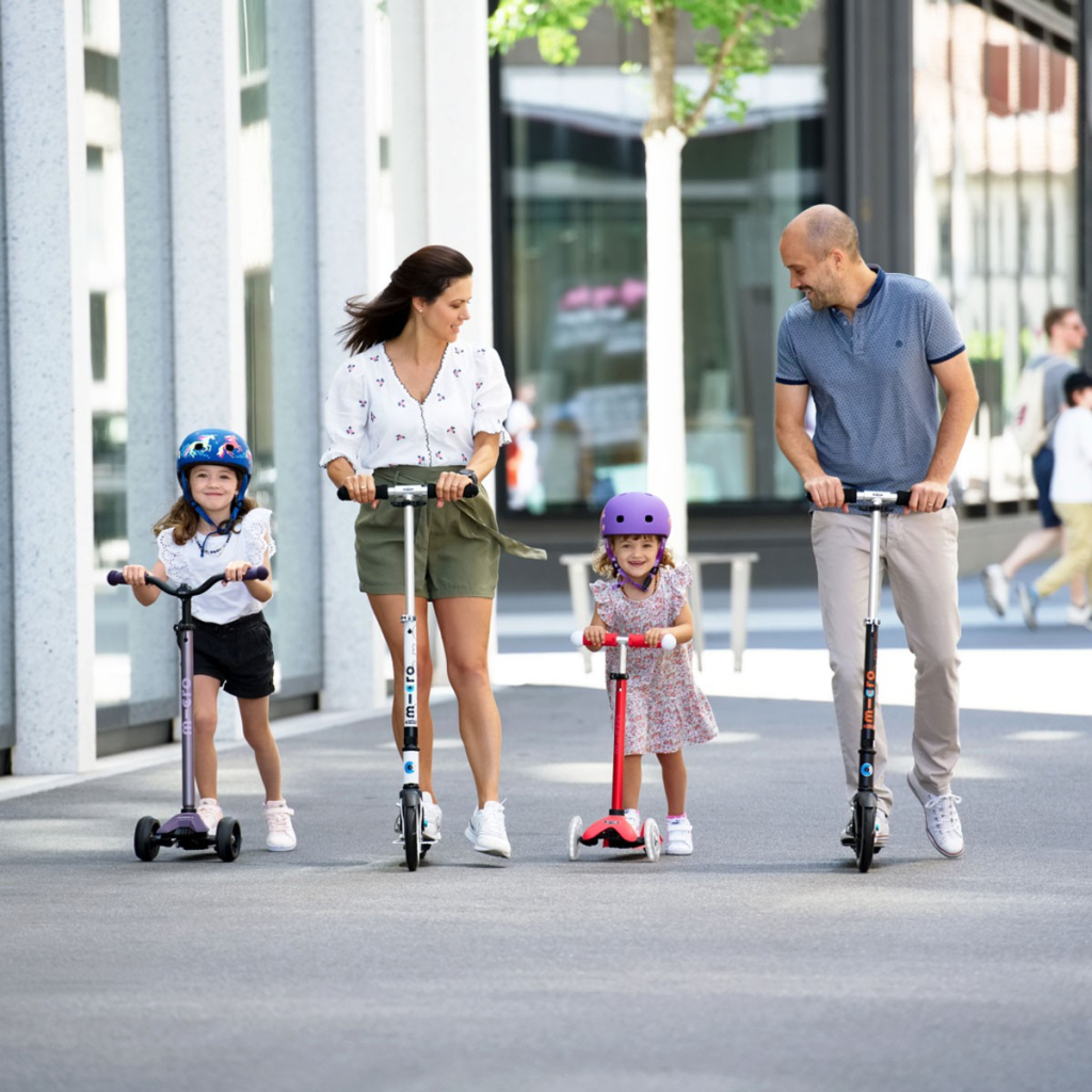 Шолом Micro S (4853 см) фіолетовий з квітами (AC2137BX) - зображення 10