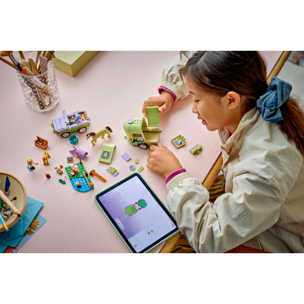 Конструктор LEGO Friends Причіп для коня й лошати (42695) - picture 10