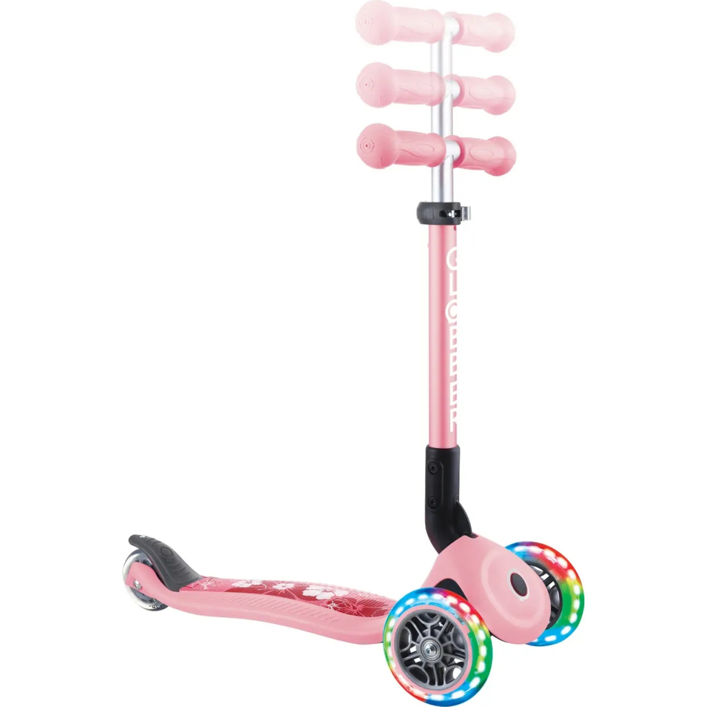 Самокат Globber Junior Foldable Lights до 50 кг 2+ Пастельно-рожевий з квітами (433-210) - зображення 5