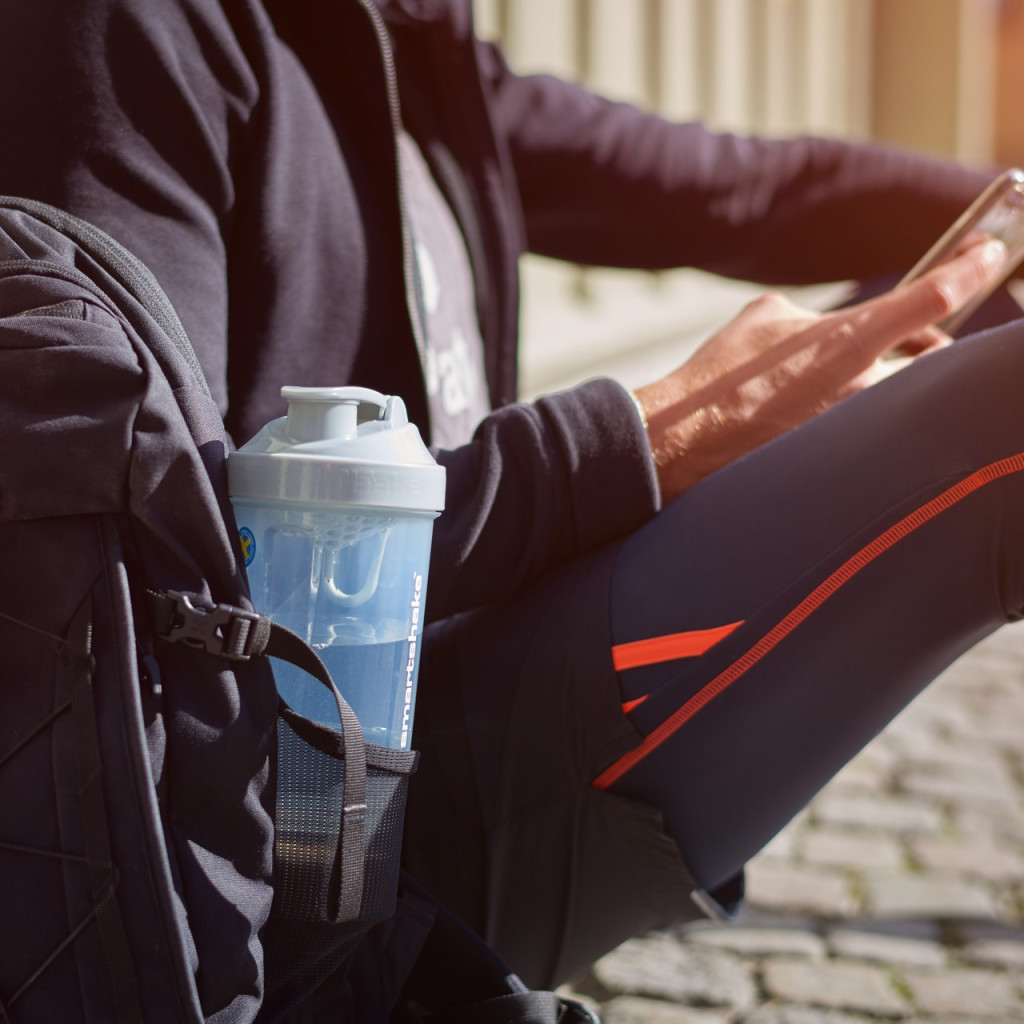 Шейкер спортивний SmartShake Slim 500ml Pure White (10253301) - зображення 6