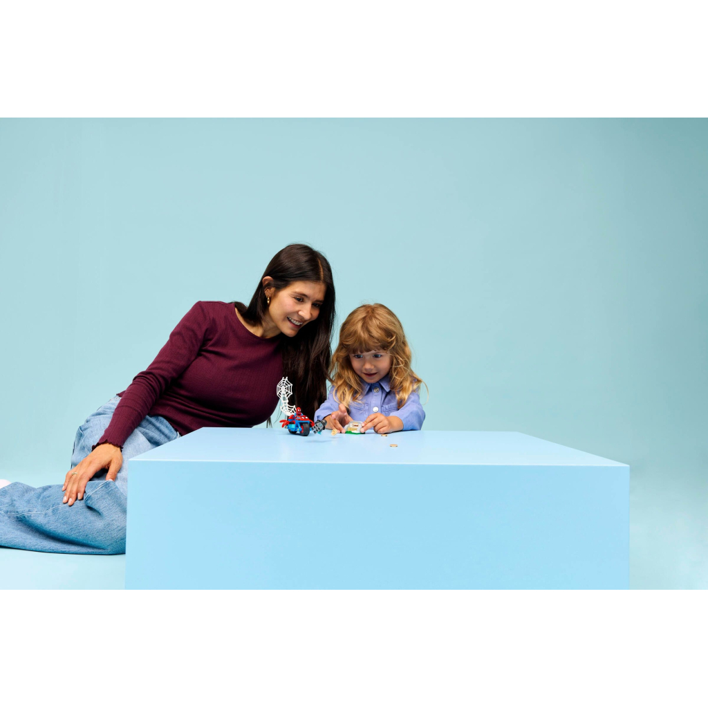 Конструктор LEGO Spidey Павук на мотоциклі проти Носорога (11206) - зображення 10