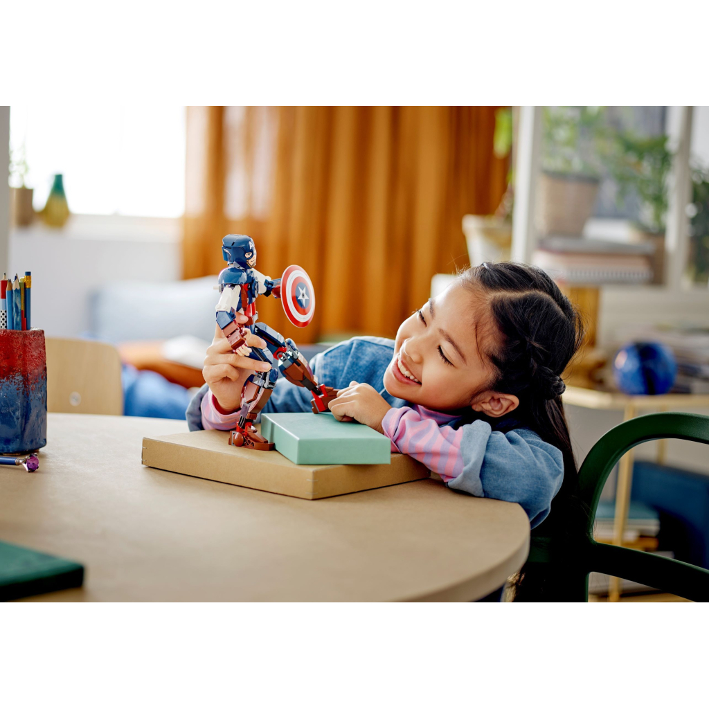 Конструктор LEGO Marvel Фігурка Капітана Америка для складання 310 деталей (76258) - зображення 9