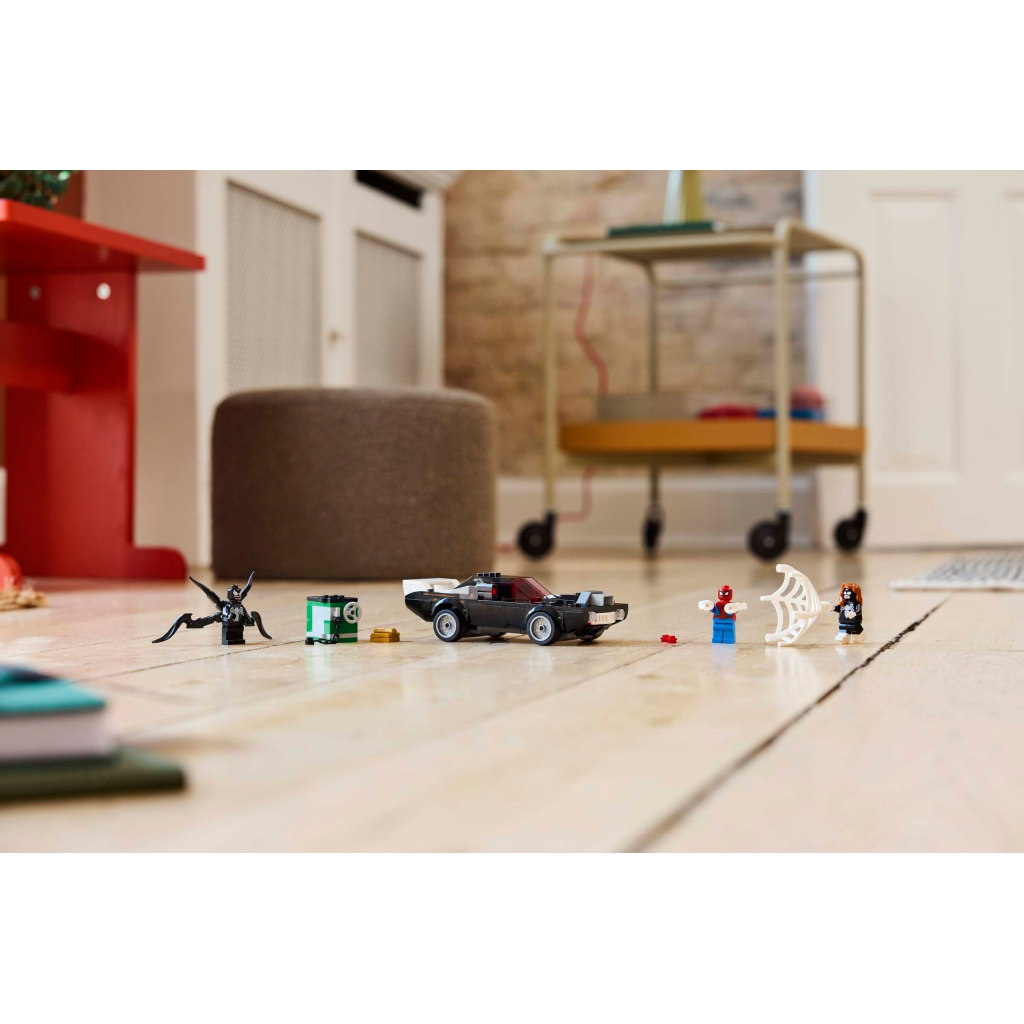 Конструктор LEGO Super Heroes Людина-павук проти маслкара Венома (76309) - зображення 10