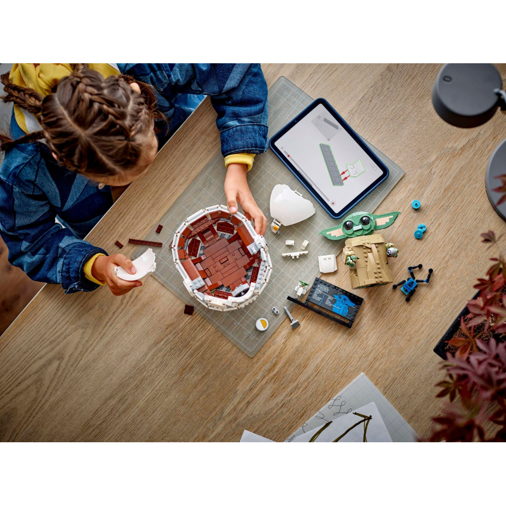 Конструктор LEGO Star Wars Ґроґу в повітряній колисці (75403) - зображення 10