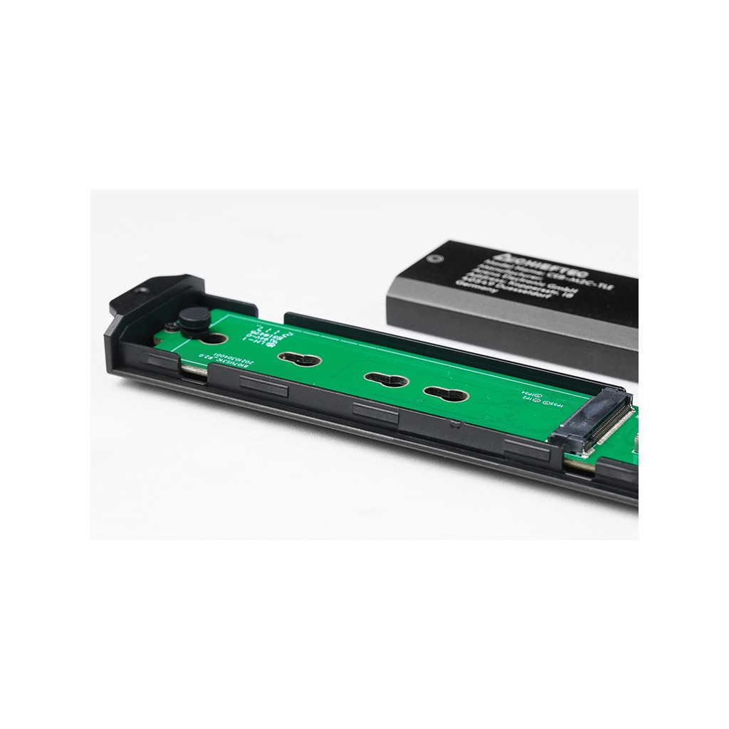Кишеня зовнішня Chieftec M.2 PCIe NVMe/SATA SSD CEB-M2C-TLE USB 3.2 Gen2 Type-C Tool-Less Alum/Plastic (CEB-M2C-TLE) - зображення 4
