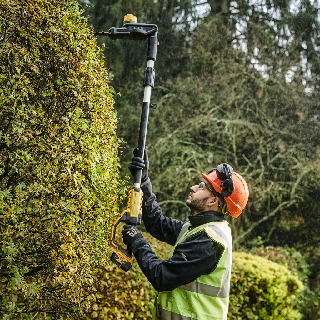 Кущоріз DeWALT зі штангою, 18V, 55 см (без АКБ та ЗП) (DCMPH566N) - зображення 7