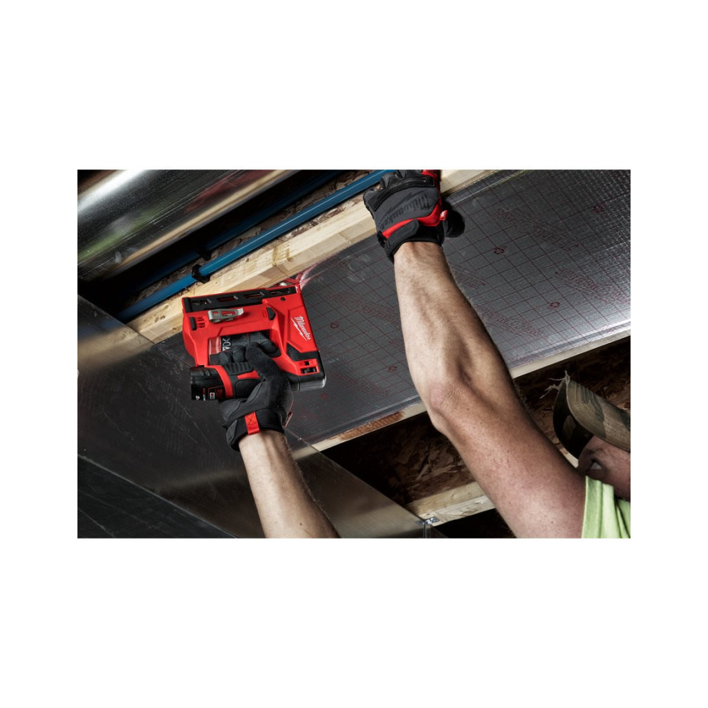 Степлер будівельний Milwaukee M12 BST-0 (без АКБ та ЗП) (4933459634) - изображение 3