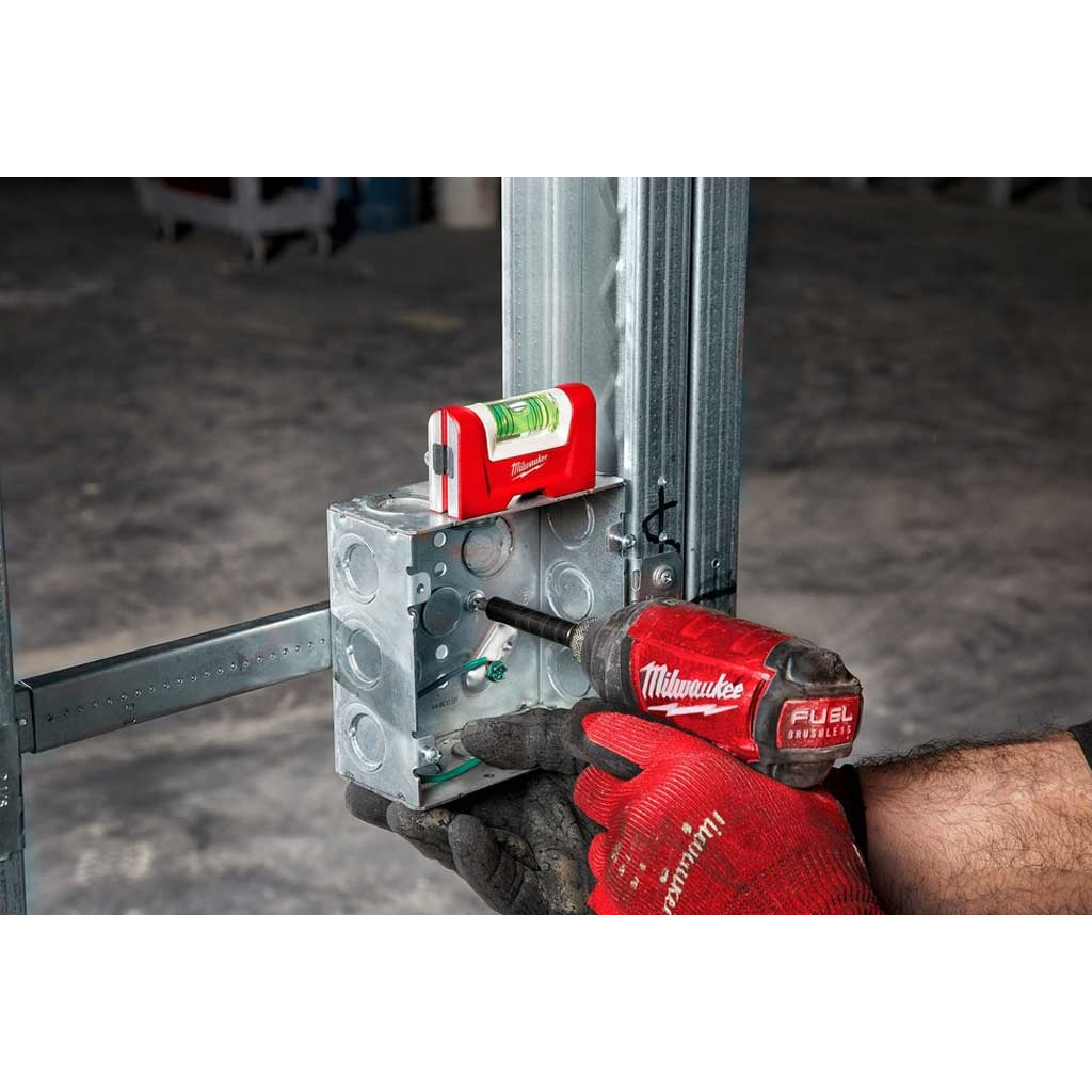 Рівень Milwaukee магнітний Compact Torpedo, 7,6см (4932472122) - зображення 5