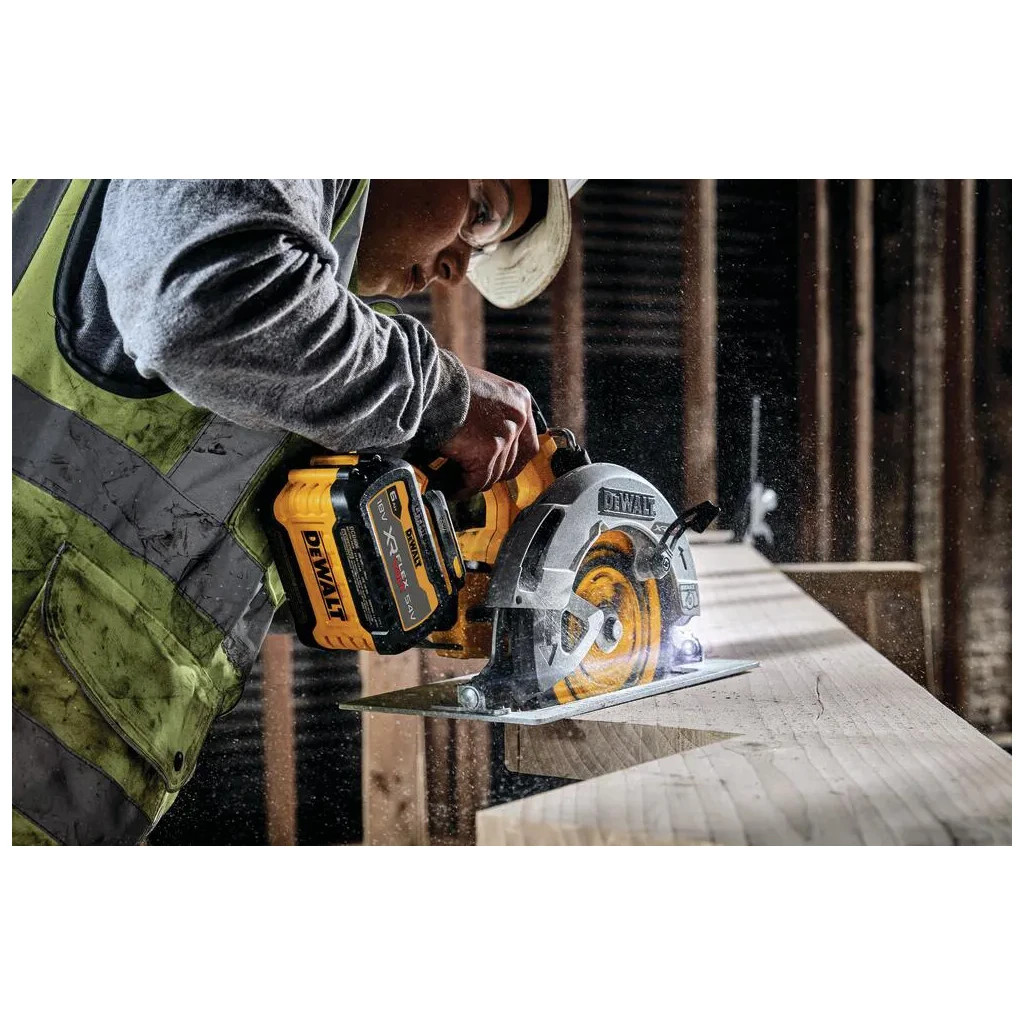 Дискова пила DeWALT 18V XR Li-lon FLEXVOLT ADVANTAGE, 6Ah, диск 190х30 мм (DCS573T1) - зображення 6
