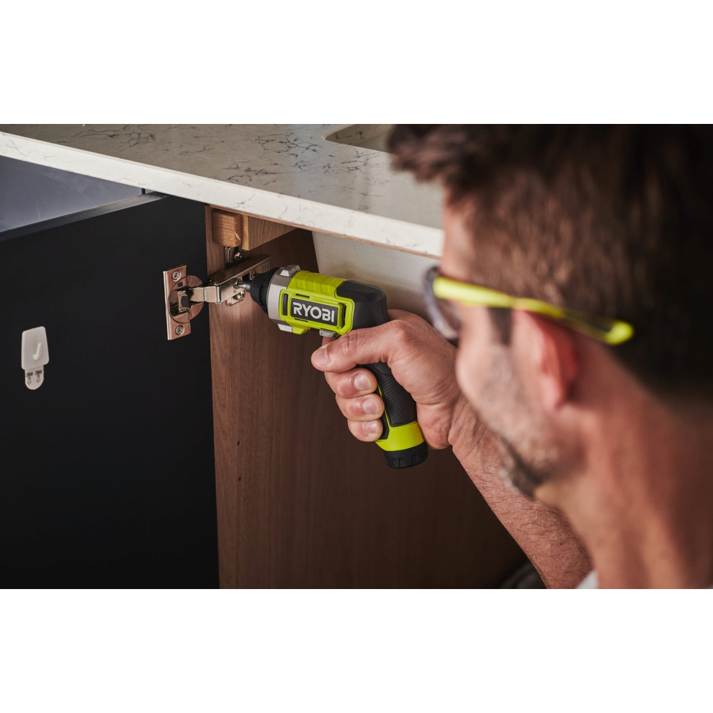 Викрутка акумуляторна Ryobi RSD4-120T 4В, USB, Lithium, 1х2Ah, 5Нм, 200об/хв, кейс, 10 насадок (5133006210) - изображение 5