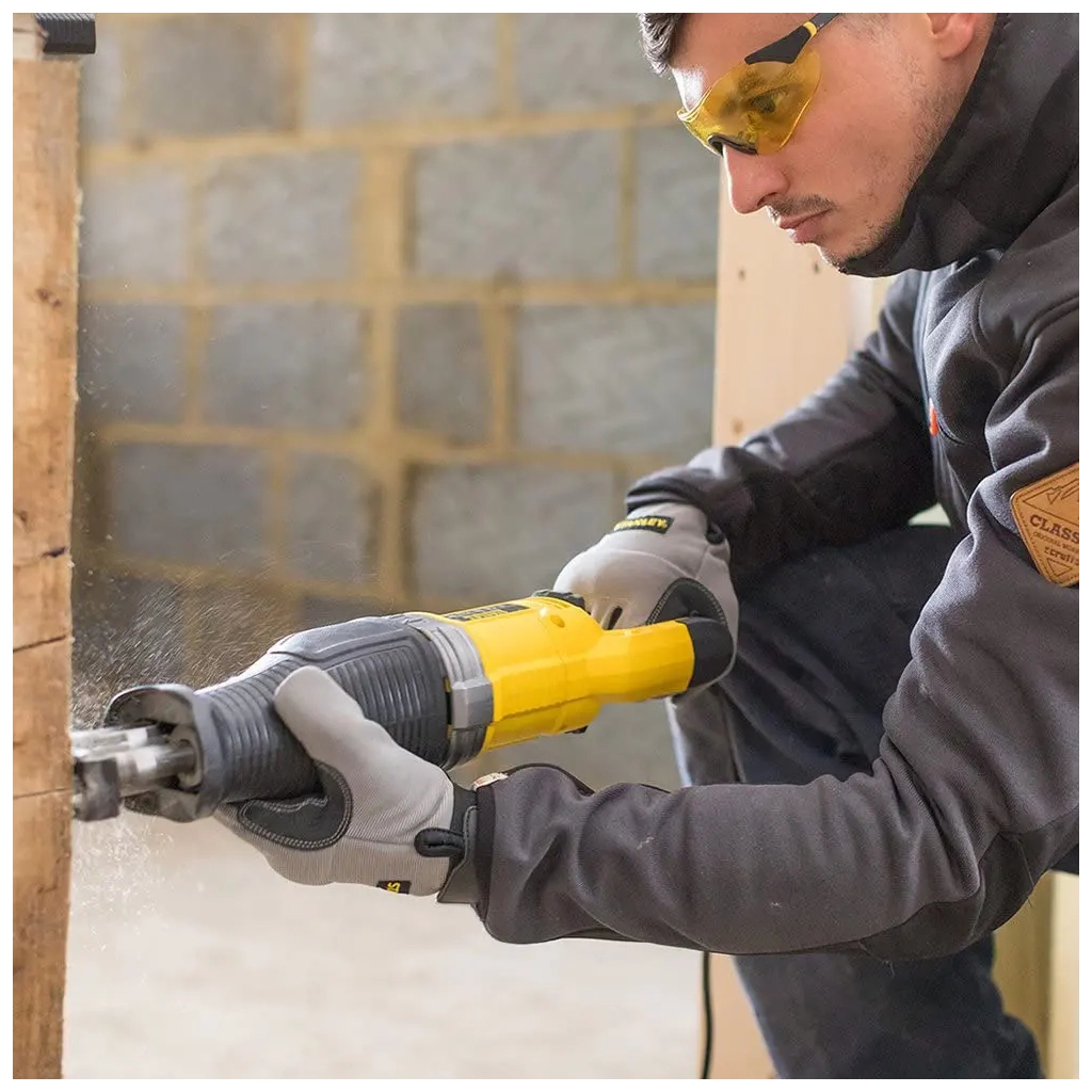 Шабельна пила Stanley FatMax, 900 Вт, 0 - 3200 ход/хв, величина ходу 28 мм, 3.5 кг (FME360) - изображение 4