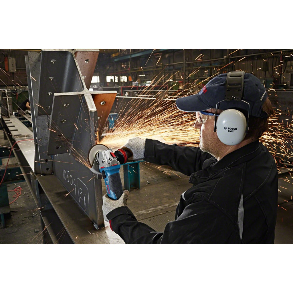 Шліфувальна машина Bosch GWS 19-125 CI 125 мм, 1900Вт, 11500об/хв, 2.5кг (0.601.79N.002) - зображення 4